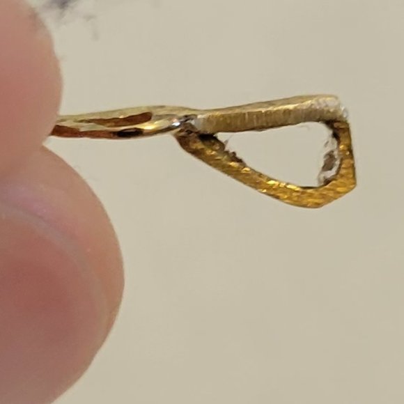 COPY - 10K Gold Treble Clef Pendant Great Gift Idea - Picture 4 of 4